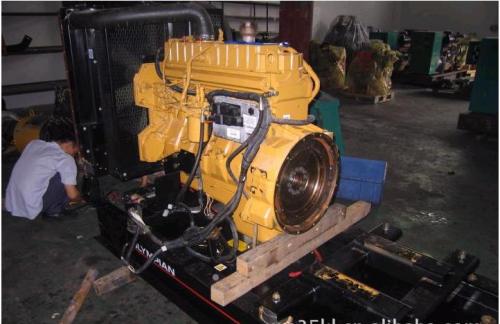 石嘴山柴油发电机维修_COPY